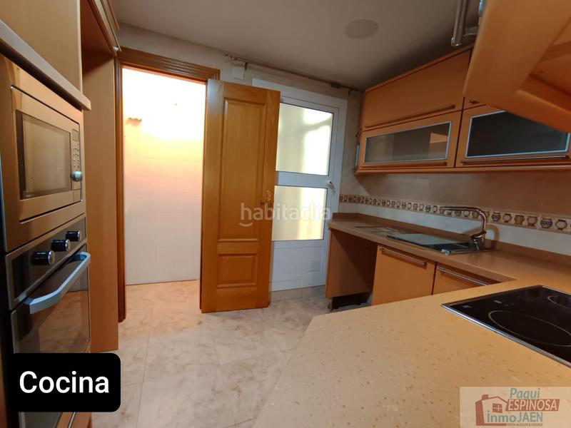 Foto 0411c7cd-de76-492d-a364-646908ce39df. Piso  en Torredonjimeno