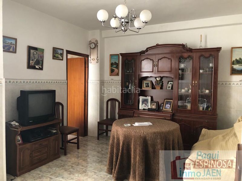 Foto 0eae76cb-d924-4e27-bebe-22003eb69224. Casa a Torredonjimeno