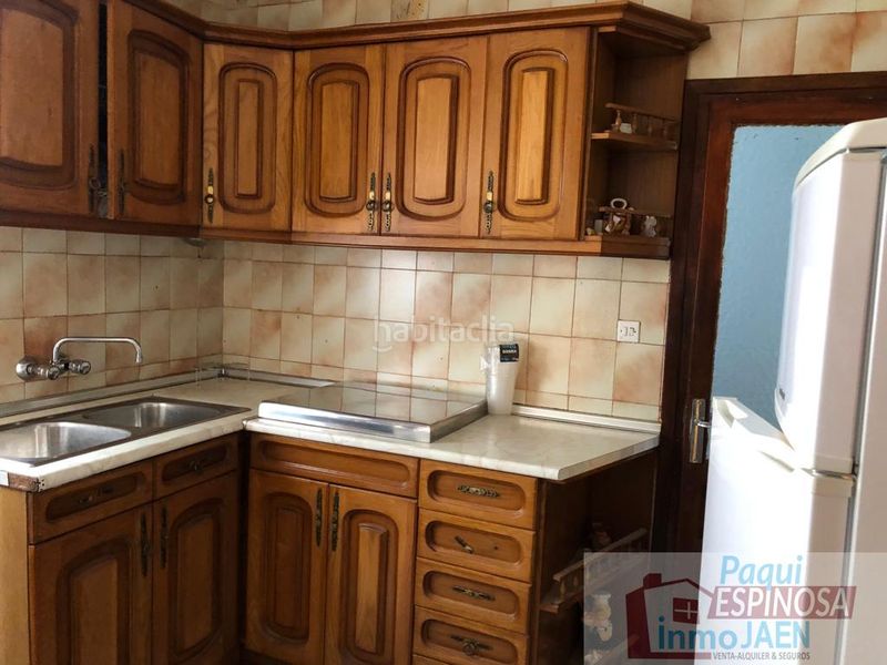 Foto ce898b5f-34dd-4aff-8465-b3d4fa2edf82. Casa a Torredonjimeno