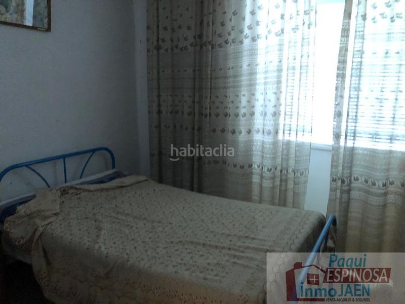 Foto f6a02f38-f2fa-4571-b803-356f69bafc3c. Casa a Torredonjimeno