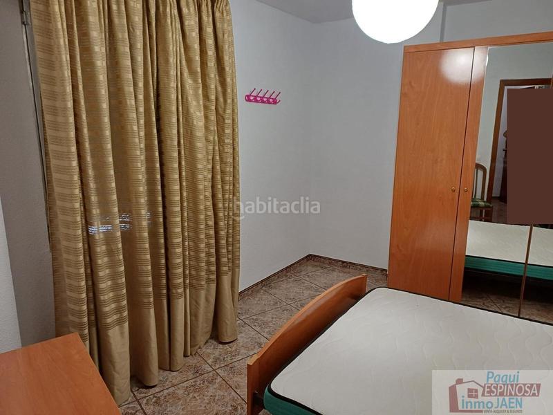 Foto 6ce2c489-e050-4972-bc24-ed3619c9bfe4. Piso  en Torredonjimeno