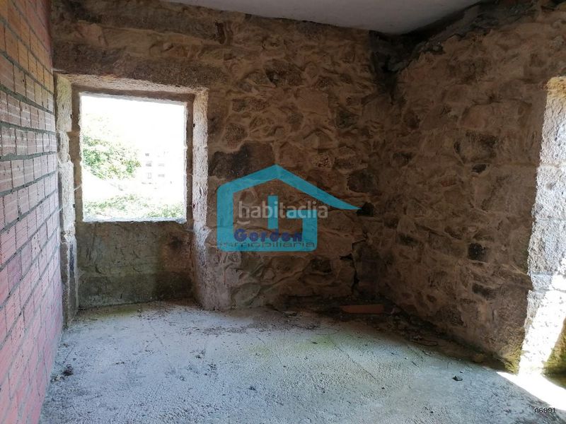 Foto ca2c7c26-2981-489e-b635-8ea4e3ac8c58. House with parking in Meis