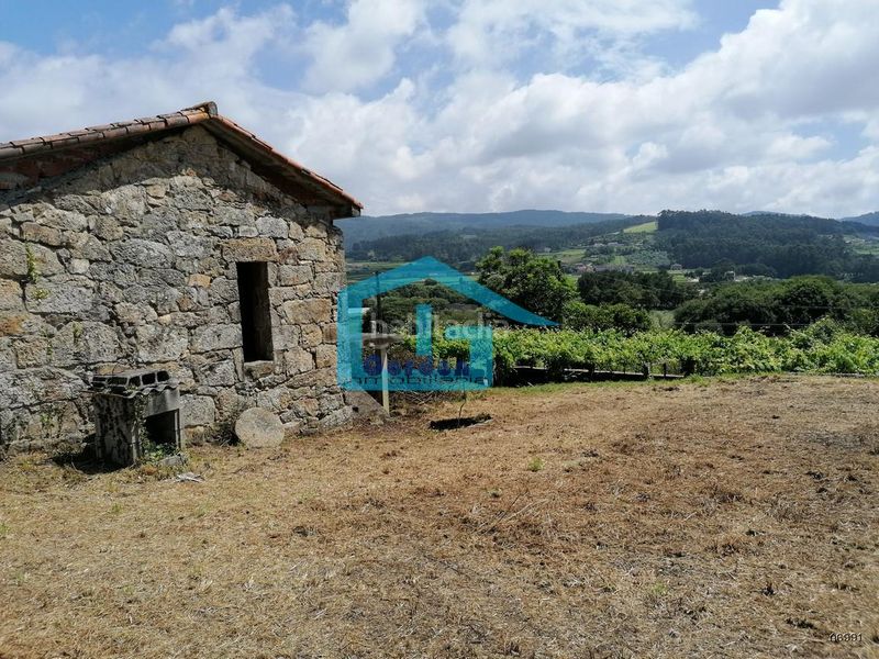Foto cc00cde0-7979-4dd5-8eee-90bd11b64660. House with parking in Meis