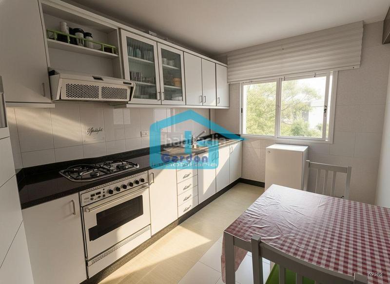 Foto 23323864-6e24-44ad-bf28-3e14b3e89db0. Pis a n/a 9 a Grove (O)