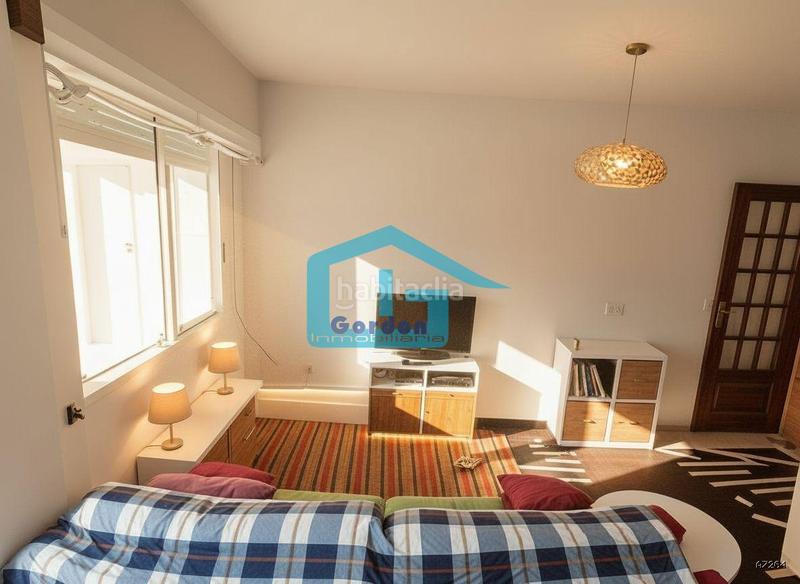 Foto c0074462-bacb-47dd-9391-2185c04a3c92. Pis a n/a 9 a Grove (O)