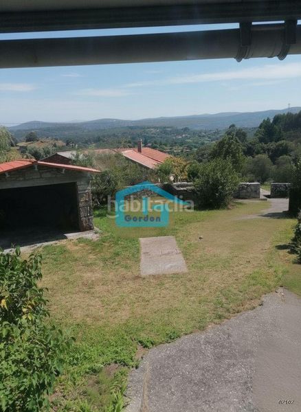 Foto aaec40dd-e2cc-4eca-a951-d00e405f0482. Casa adossada a n/a 2 a Cotobade