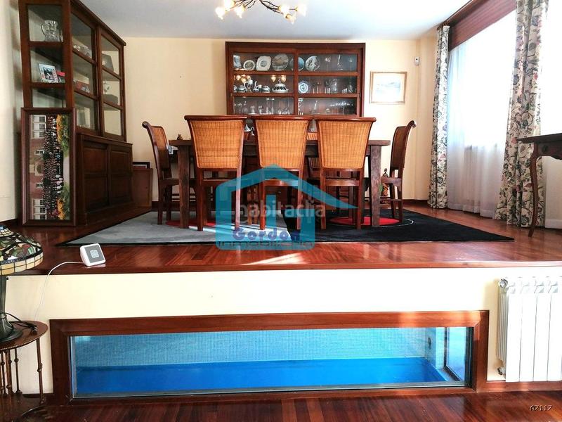 Foto b45f2636-e99f-48af-bb37-eaf31eb6c7da. Chalet in n/a 20 in Castiñeiriño - Cruceiro de Sar Santiago de Compostela