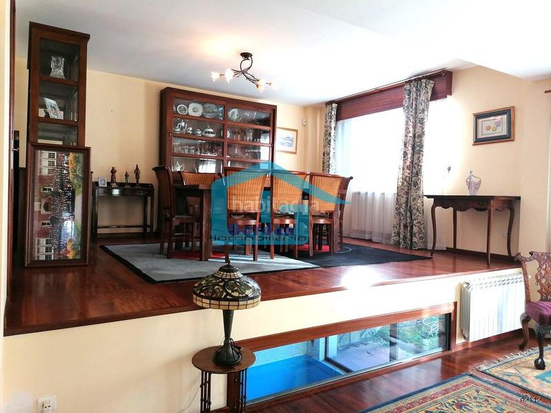 Foto 783d736b-4095-4465-9999-45f8952fd6c0. Chalet dans n/a 20 dans Castiñeiriño - Cruceiro de Sar Santiago de Compostela