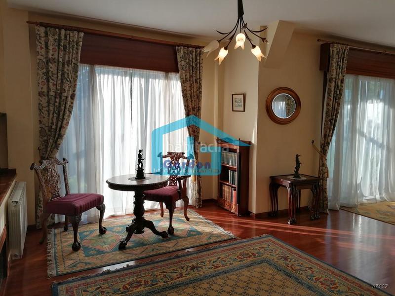 Foto f66ba953-df3f-41d5-9245-674109c806b3. Chalet en n/a 20 en Castiñeiriño - Cruceiro de Sar Santiago de Compostela