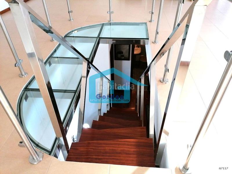 Foto 912f44ca-275d-4d98-be43-131a5aac21b8. Chalet in n/a 20 in Castiñeiriño - Cruceiro de Sar Santiago de Compostela