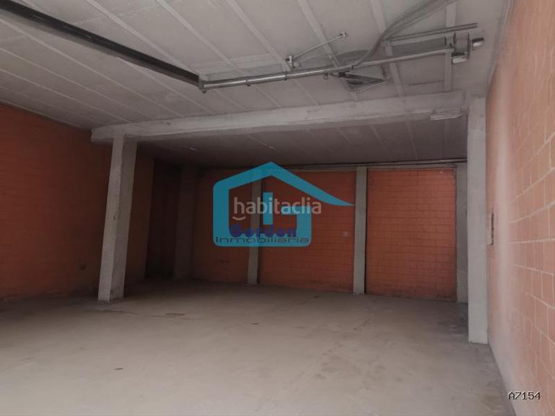 Foto 3bed9e9f-8742-4c58-947d-b9f995f60842. Affitto locale commerciale in n/a 11 in Cambados