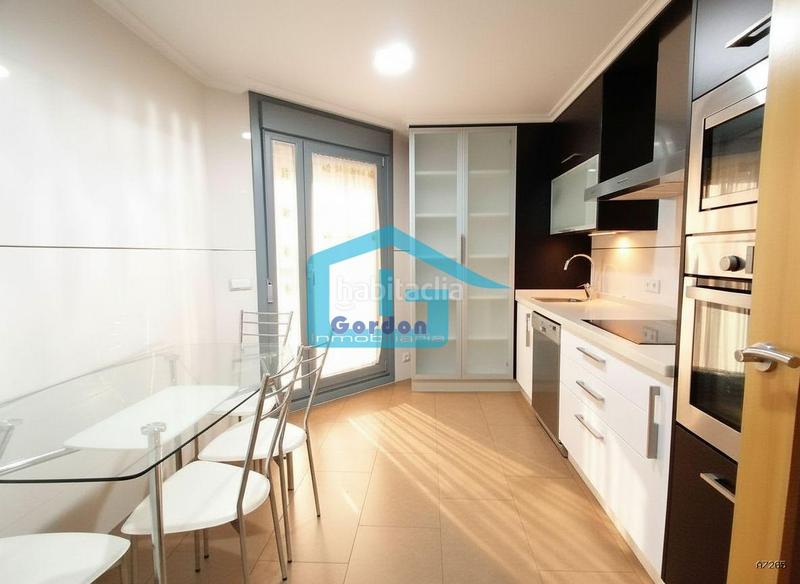 Foto 72119ae1-f57e-4448-8633-59567b0b0161. Piso en n/a 79 en Sanxenxo pueblo Sanxenxo