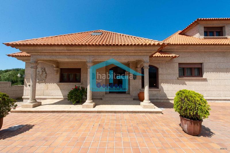 Foto b3260aa6-2b92-4671-9b61-b99beb53fa0b. Chalet en n/a 95 en Meaño