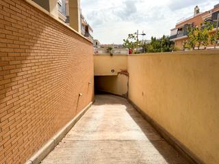 Autoparkplatz in Carrer salut 11