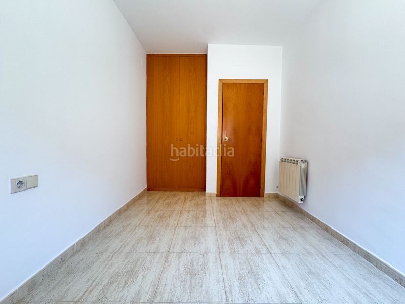 Foto d6ceee2e-c4a6-43f5-9b47-e5f026458b59. Casa amb calefacció aparcament a Sentmenat