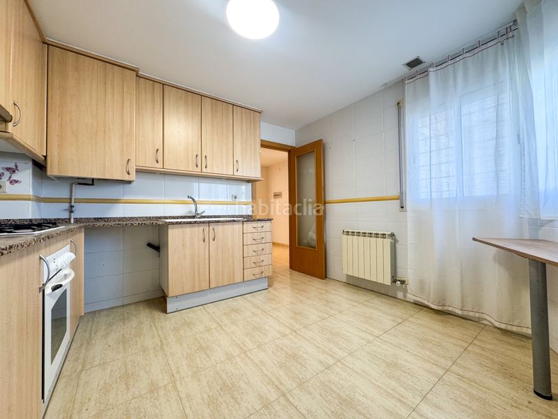 Foto f7b16837-3662-4b06-a0f9-745af87f1849. Casa amb calefacció aparcament a Sentmenat