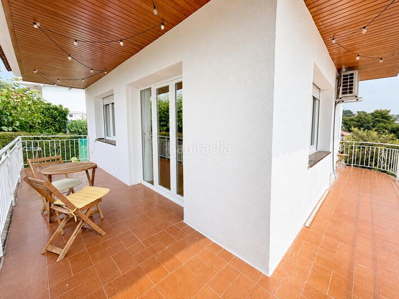 Foto cf354add-637b-4259-8326-d90a73127e67. Casa amb xemeneia calefacció aparcament a Segur de Calafell nucli urbà Segur de Calafell