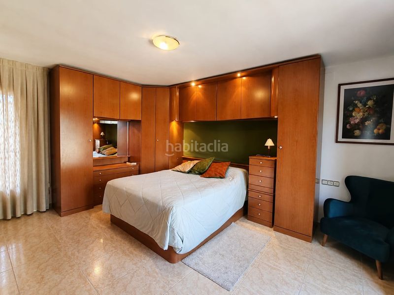 Foto 17c3fb49-dc6f-4207-ba6e-56917eb64664. Chalet with heating parking in Masquefa