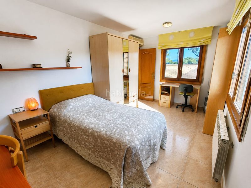 Foto 9acc4127-b421-4e56-90bd-f62d72e31eaf. Chalet with heating parking in Masquefa