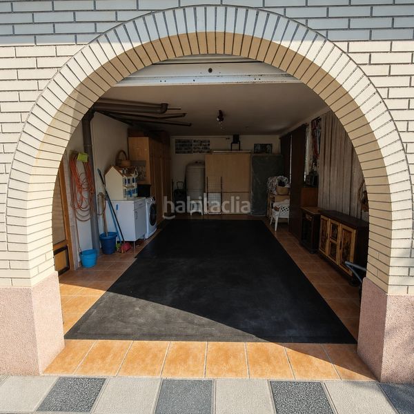 Foto ed5f54bf-355f-409c-b808-e2fc4c5d59d1. Chalet with heating parking in Masquefa