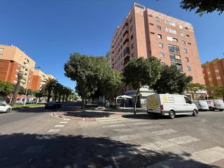Pis a Calle ant martinez virel 1. Vivienda de 110 metros en venta en valdepasillas, badajoz