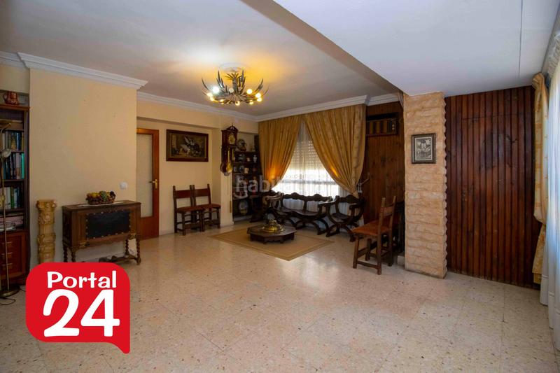 Foto 77c542e7-f352-4b7c-b9f2-16ee932bb7df. Pis a Santa Marina Badajoz