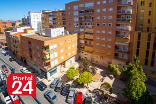 Appartement à Santa Marina. Tu nuevo hogar en el corazón de badajoz te está esperando!