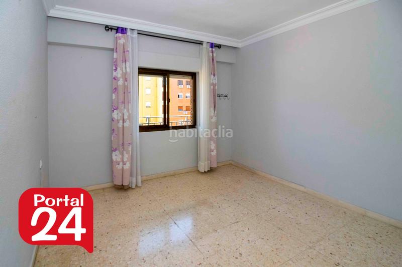 Foto a3e50541-907c-4a13-ad71-750ec852cd06. Pis a Santa Marina Badajoz