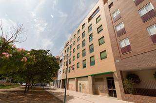 Parking voiture à Maria Auxiliadora - Barriada de Llera