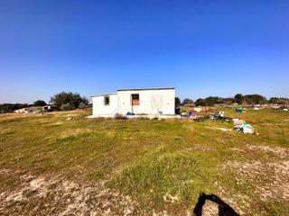 Residential Plot in Casco Antiguo. Parcela con casa en manantio
