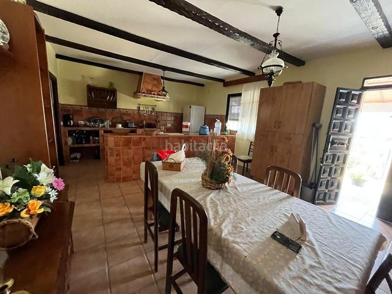 Foto 40e12dc7-6031-4d8e-ac91-d98ca3fb0a08. Chalet avec piscine dans Cheles