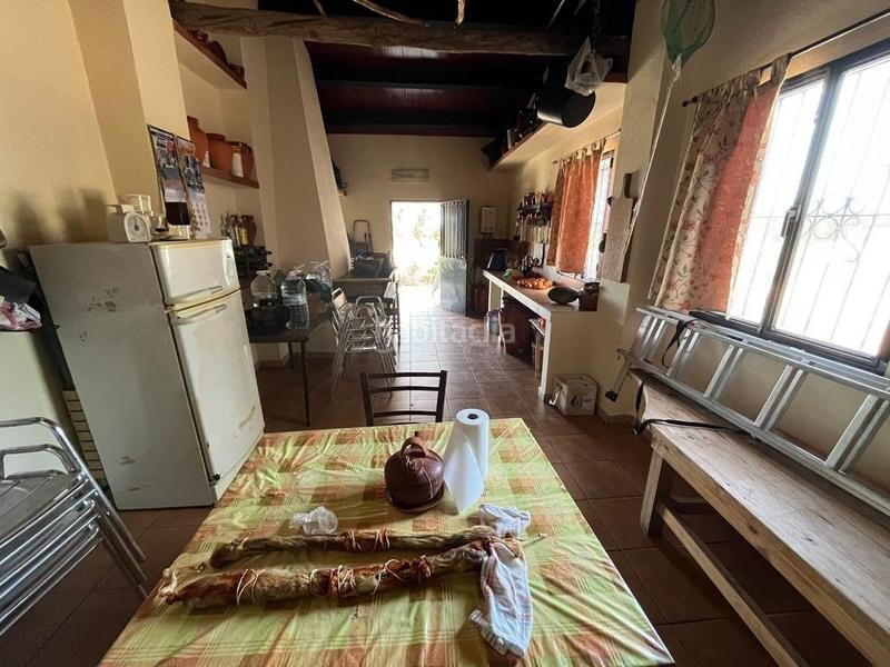 Foto edda8ea1-6906-48c4-9e06-c4c033150ed4. Chalet avec piscine dans Cheles