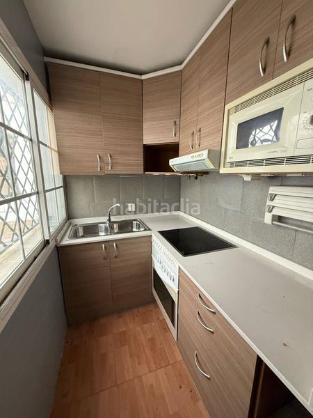 Foto 60b9654e-73a2-419d-9a74-5d8bf68f0a3b. Duplex with parking in Golf Guadiana Badajoz