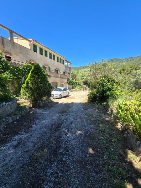 Foto f23170df-7d58-4091-9ec0-f9566872b6a9. Xalet amb aparcament piscina a Mancor de la Vall