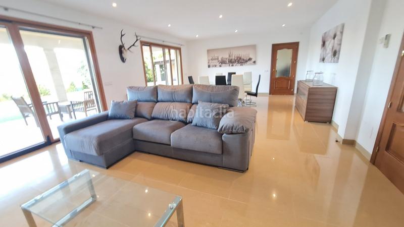 Foto 6d0b3c86-aa6e-4ce2-8f7f-269dcae80549. Chalet con riscaldamento parcheggio piscina in Santa Ponça Calvià