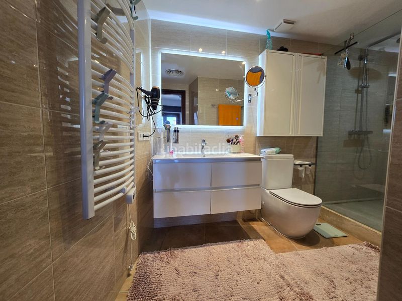 Foto f7dfee1f-fced-4c09-a090-2799a27d775a. Xalet amb aparcament a Selva