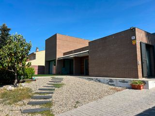 Xalet a Carrer roman� 5. Chalet independiente en can gonteres - viladecavalls