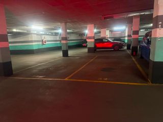 Autoparkplatz in Avinguda del parlament 1. Garaje en venta en avenida del parlament, 1