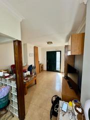 Casa a Natzaret. Planta baja con patio y múltiples posibilidades en zona en creci