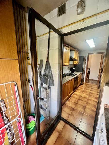 Foto 54f15783-e045-45fc-8120-b3c934fbad6b. Pis a Barrio de Campanar Valencia