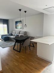 Pis a Ciutat del Transport - La Salera. Moderna vivienda en residencial con piscina y zonas comunes cast