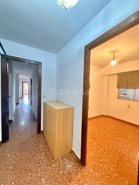 Foto 6e493790-e1f6-4198-aa54-840a1d9810fd. Appartamento con parcheggio in Mont Olivet Valencia