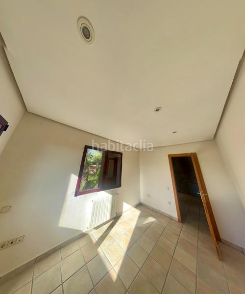 Foto 0ee276fc-f431-4a5c-ac74-6be5f49260e6. Chalet avec cheminée chauffage parking piscine dans Pobla de Vallbona (la)