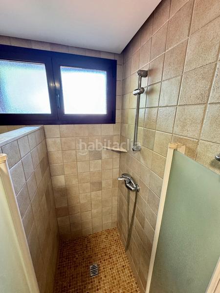 Foto 45cf133f-dd67-4c42-8567-6c5150477456. Chalet avec cheminée chauffage parking piscine dans Pobla de Vallbona (la)