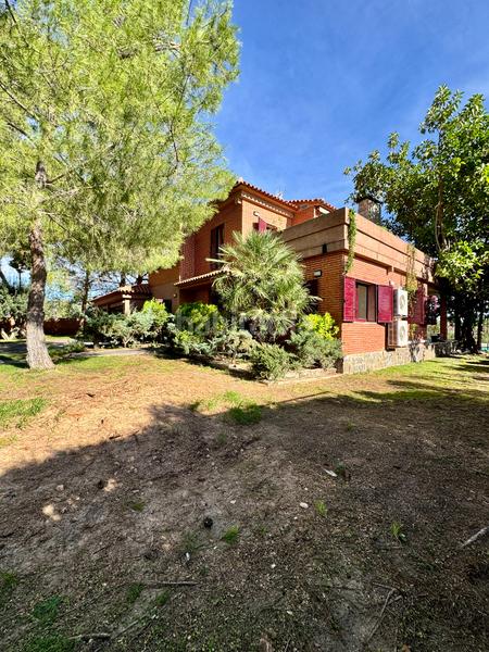 Foto 5c1eb230-daae-4093-ac9f-1aeadae1c7d9. Chalet avec cheminée chauffage parking piscine dans Pobla de Vallbona (la)