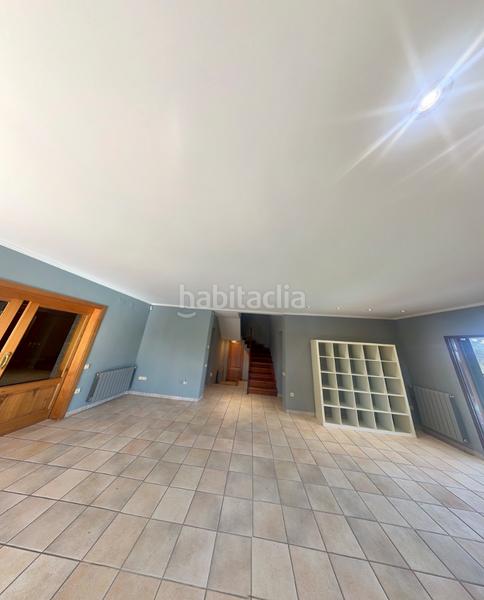 Foto 74d94742-ae78-422a-aa36-86e83d085c95. Chalet avec cheminée chauffage parking piscine dans Pobla de Vallbona (la)