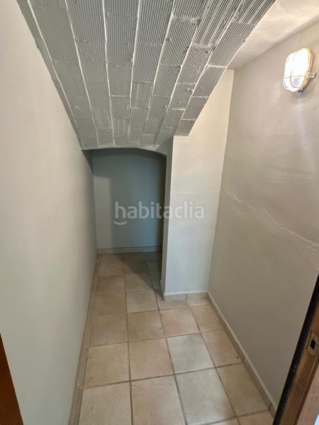 Foto 86df867d-ba90-4a59-80c9-e1b0465ada22. Chalet avec cheminée chauffage parking piscine dans Pobla de Vallbona (la)