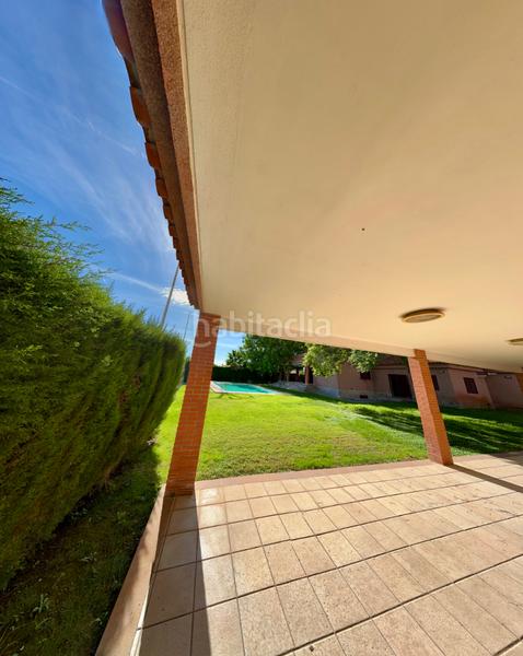 Foto 879dde34-72f1-48aa-9b8a-79c6531fa2c8. Chalet avec cheminée chauffage parking piscine dans Pobla de Vallbona (la)