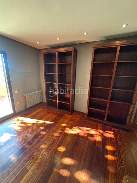 Foto 891145e5-beb9-4d52-ae69-d374d8f9da32. Chalet avec cheminée chauffage parking piscine dans Pobla de Vallbona (la)