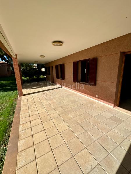 Foto 8e3532e1-e3a8-40e5-89ad-103e69f89fa7. Chalet avec cheminée chauffage parking piscine dans Pobla de Vallbona (la)